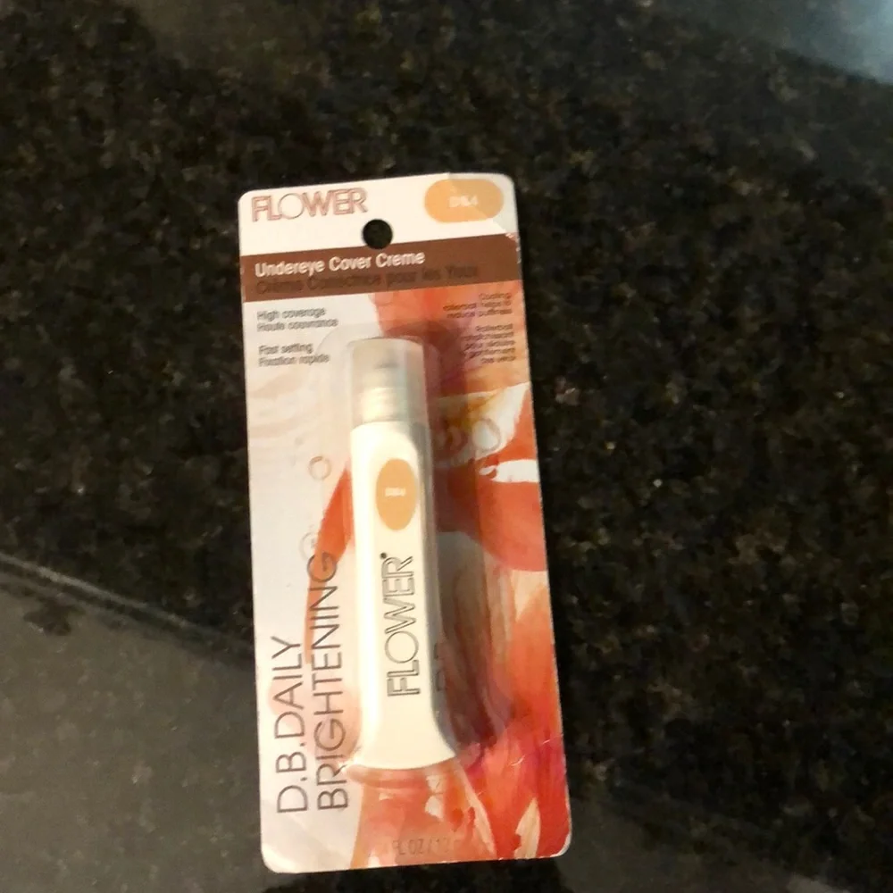 Under eye cover creme